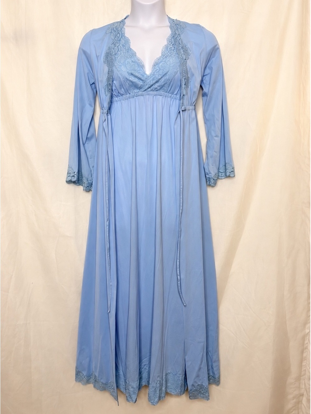 Vintage 60s 70s Handmade Powder  Blue Lace Peignoir Set